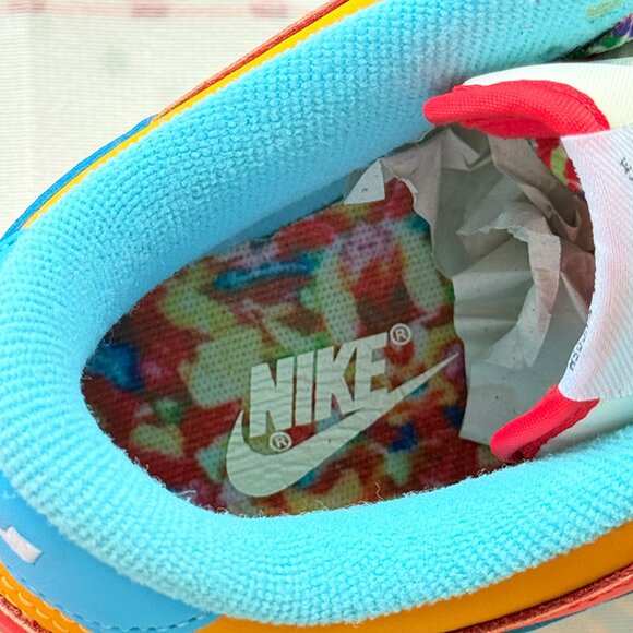 Nike X Lebron James Dunk Low Fruity Pebbles Sneakers - Picture 10 of 10